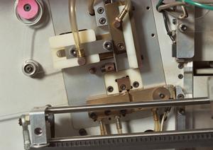 スムーズで多機能なQRコードリーダー